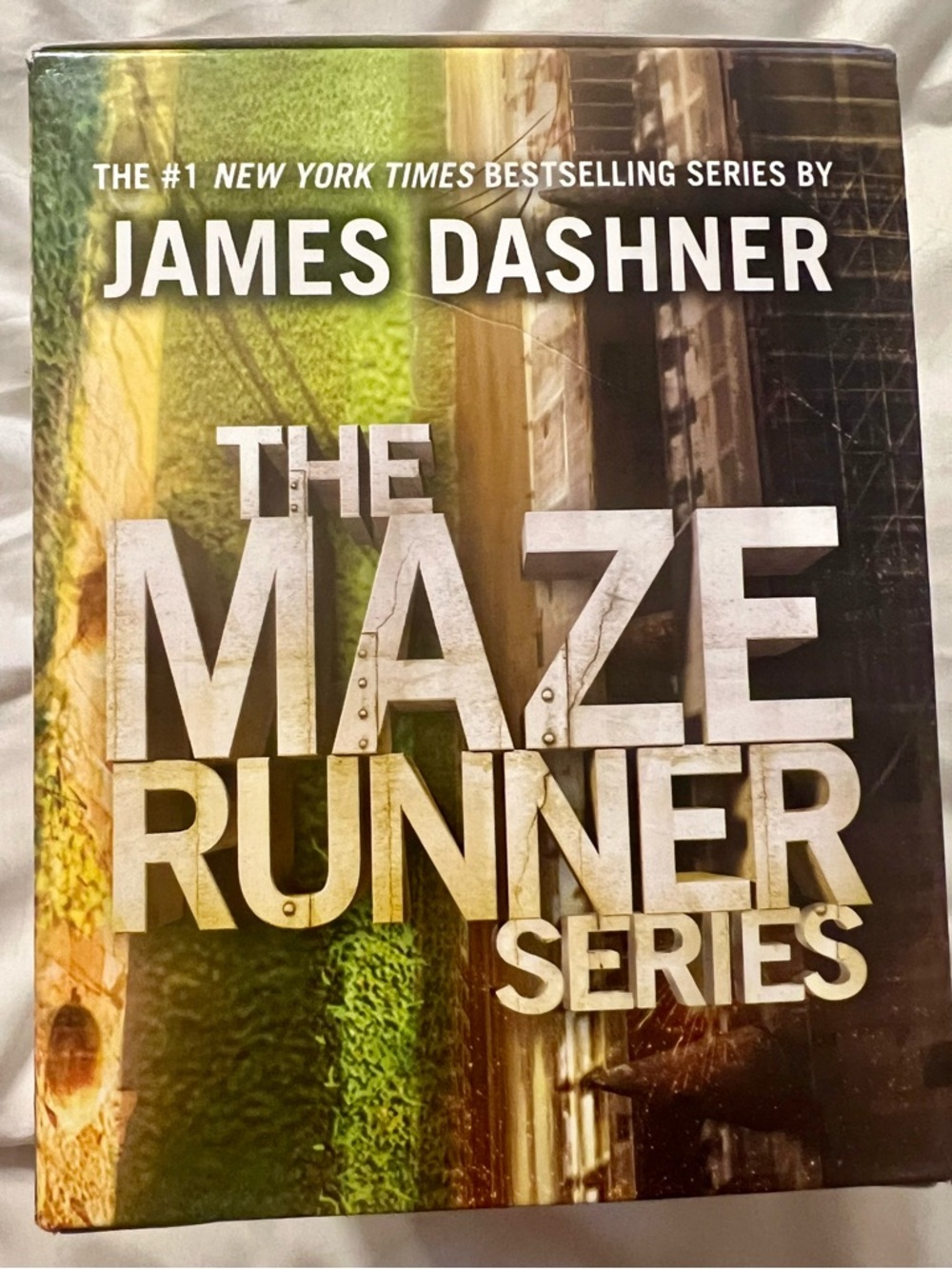 NEW The Maze Runner Series by James Dashner - Green/Brown Hardcover Box Set